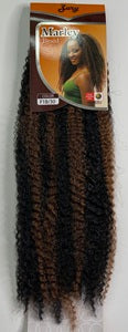Braided hair extensions F1B/30 in zury packaging